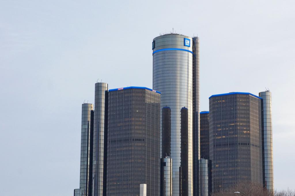Wenn Touristen nach Detroit kommen, dann sicher nicht wegen der glanzvollen Vergangenheit der Stadt.