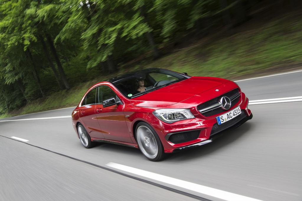 Ziviler AMG-Renner mit neuen Sportschuhen