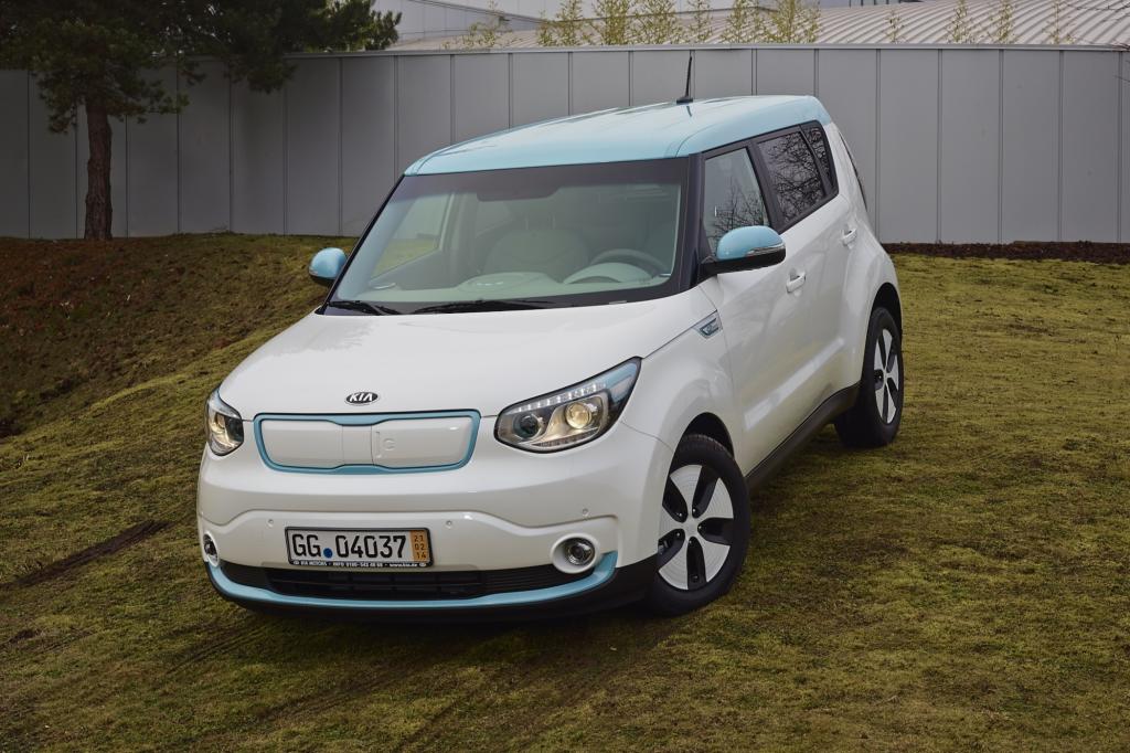  Der kastige Van fällt nicht nur auf, er bietet auch so viel Raumreserve, so dass durch den Einbau der Batterien real kaum Platz verloren geht.