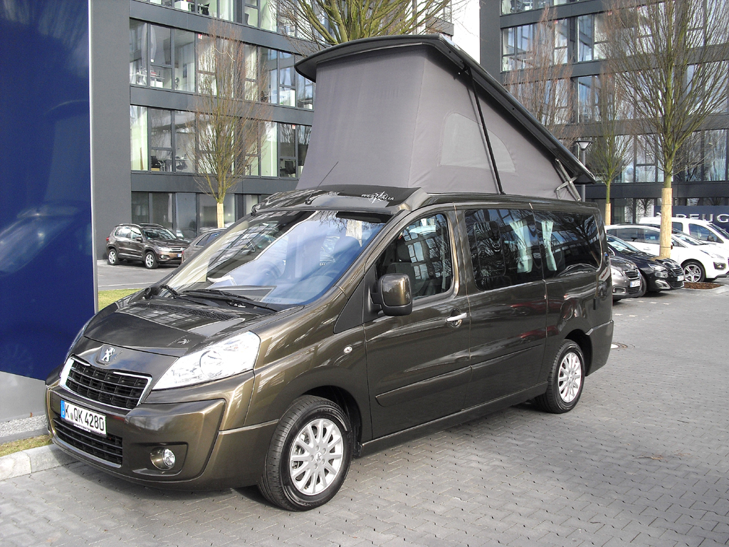 2014 ebenfalls neu bei Peugeot: Wohnmobil Expert by Westfalia. 
