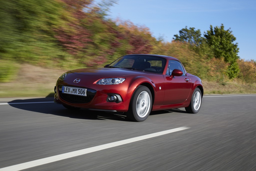 25 Jahre Mazda MX-5: Von der Kreidezeichnung zum erfolgreichsten Roadster der Welt