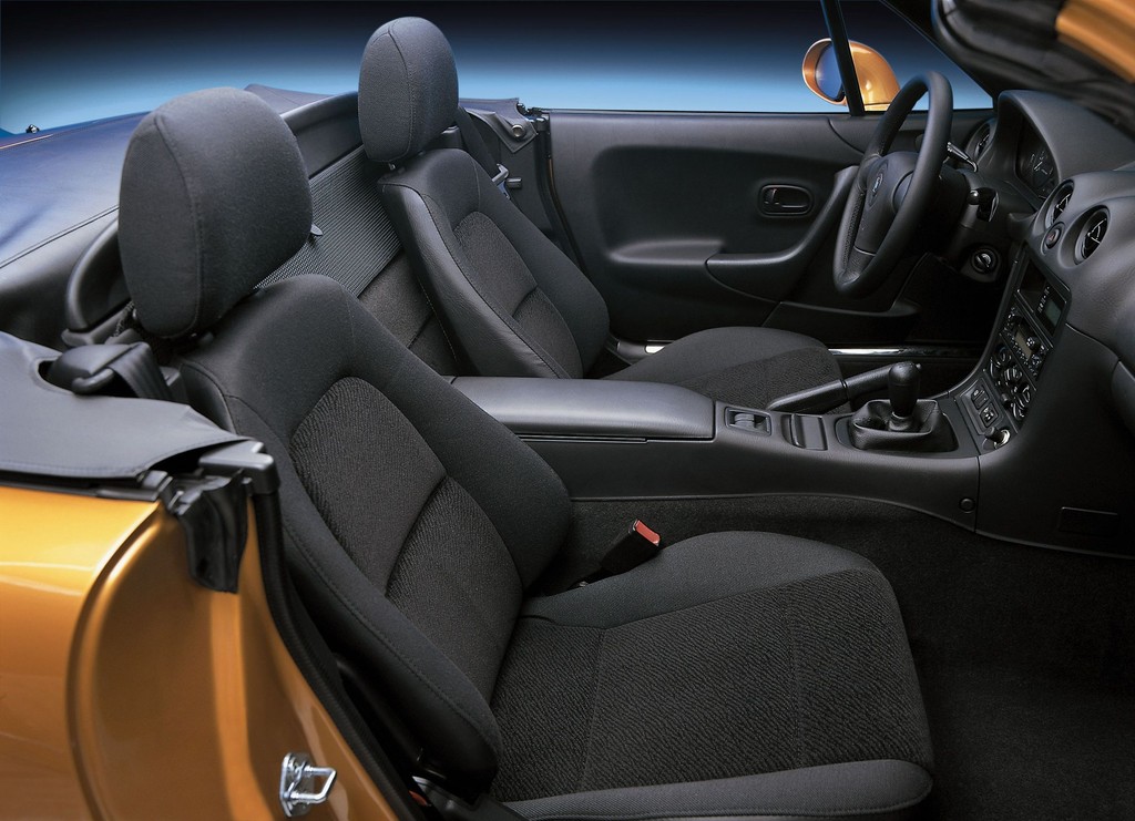 25 Jahre Mazda MX-5: Von der Kreidezeichnung zum erfolgreichsten Roadster der Welt