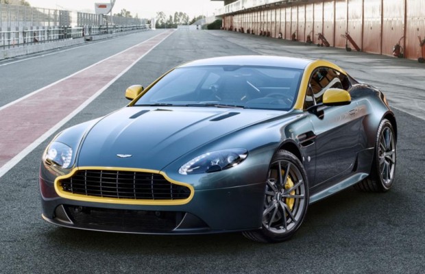 Aston Martin V8 Vantage N430 - Leichtbausitze für Rennfahrer
