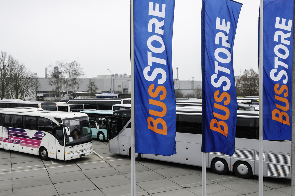 Daimler bündelt Handel mit gebrauchten Omnibussen