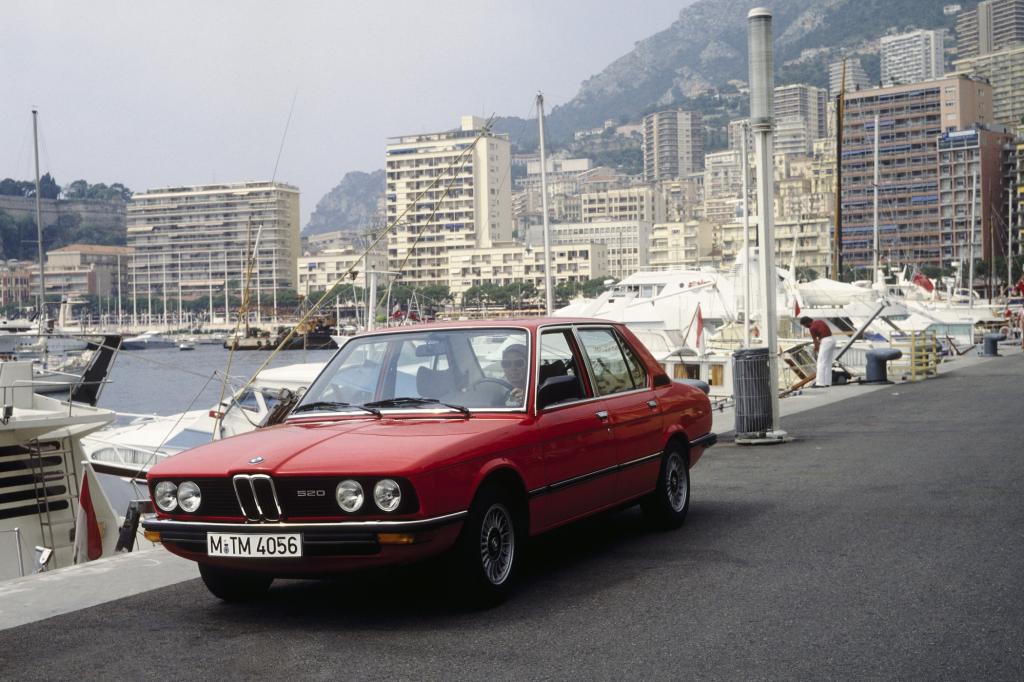 Den ersten BMW der 5er-Reihe produzierten die Münchner von 1972 bis 1981 - Foto © BMW