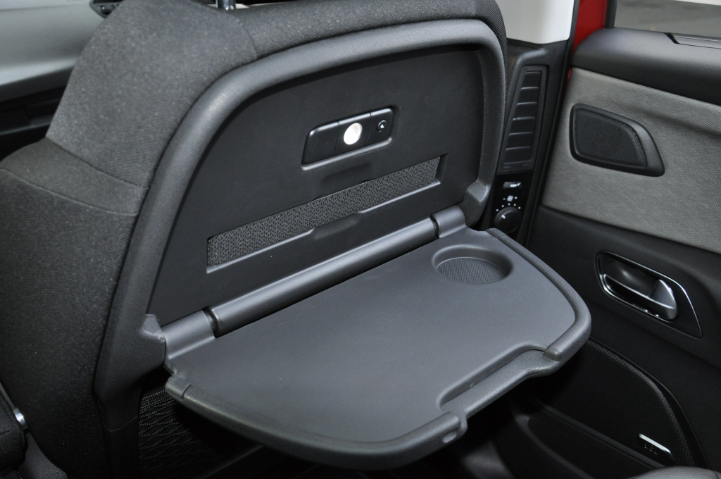 Der Citroen C4 Picasso ist durchaus ein Hingucker - bedenkt man, dass es sich um einen Van handelt