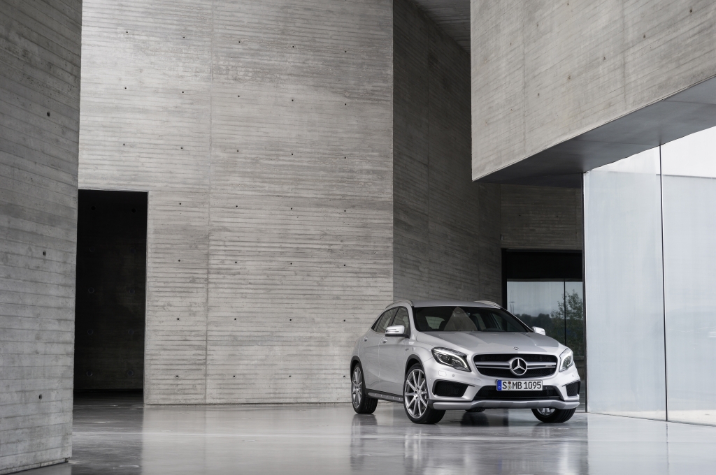 Der GLA 45 AMG brüllt, hat Kraft und ist ein Multitalent