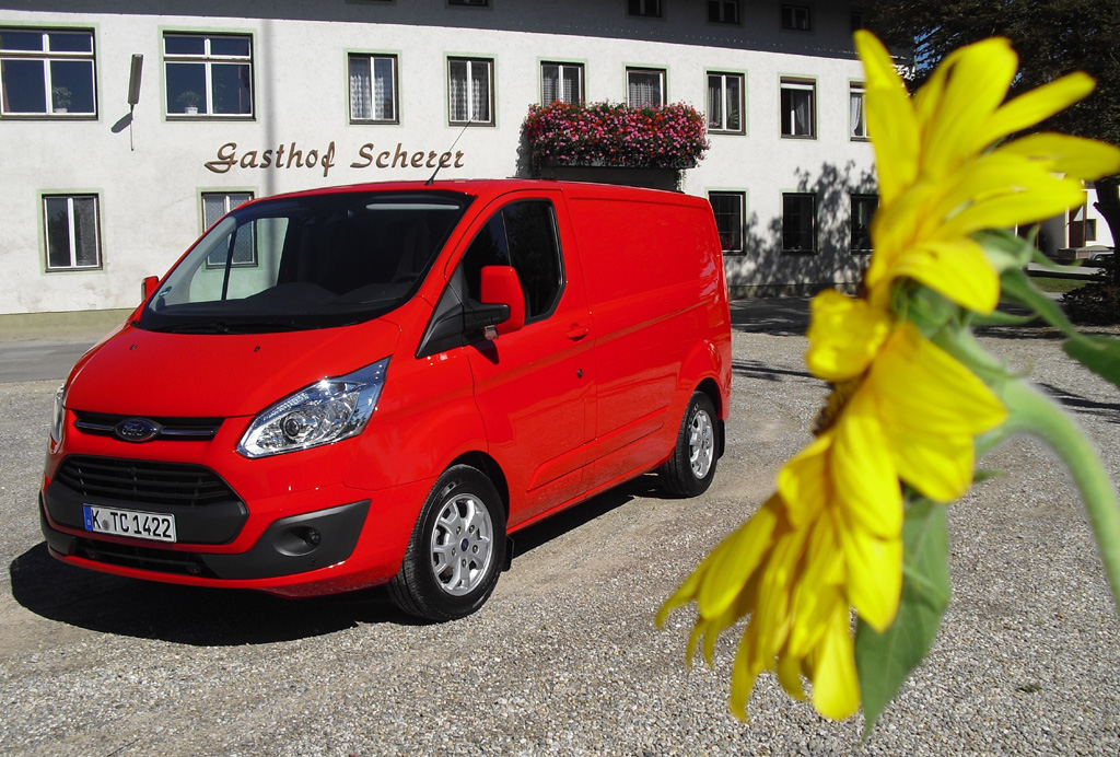 Ebenfalls noch 2012 kamen Transit Custom und ... 