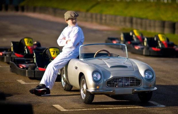 Ein Aston Martin für Kinder - Klassiker im Kleinformat