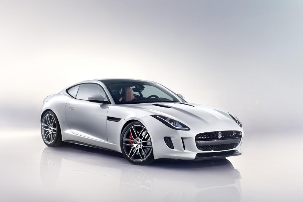 Erstes F-Type Coupé für Star-Trainer Mourinho