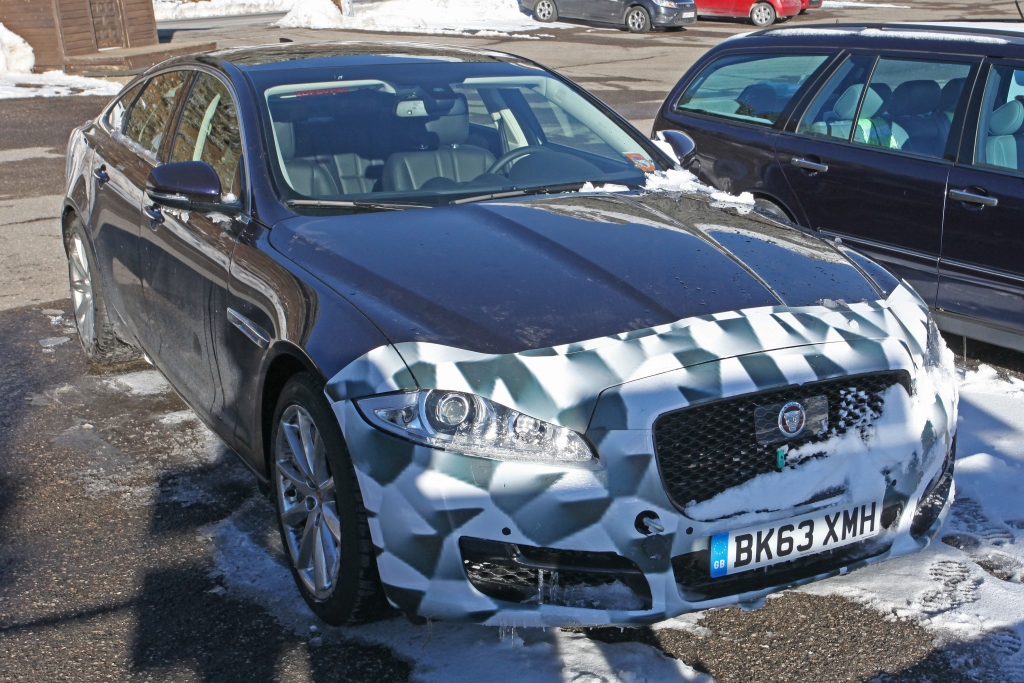 Erwischt: Erlkönig Jaguar XJ Facelift