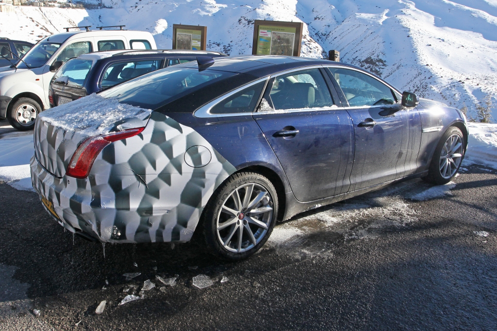 Erwischt: Erlkönig Jaguar XJ Facelift