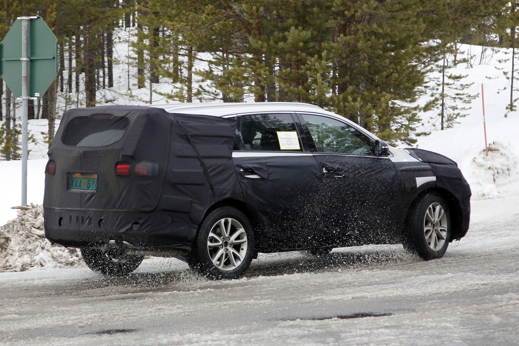 Erwischt: Erlkönig Kia Sorento - Neue Generation für 2015