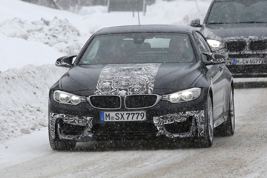 Erwischt: Erlkönig M4 Cabrio – Power Cabrio mit potenter Begleitung