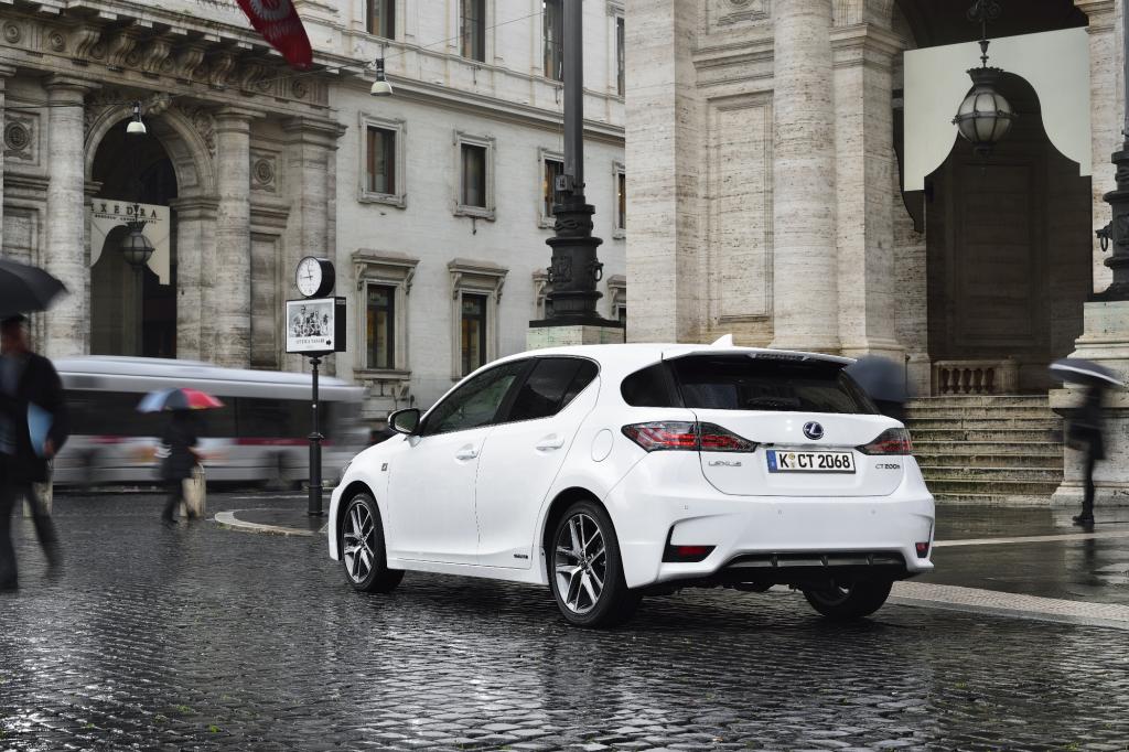 Fahrbericht: Lexus CT 200h - Leise über Stolpersteine