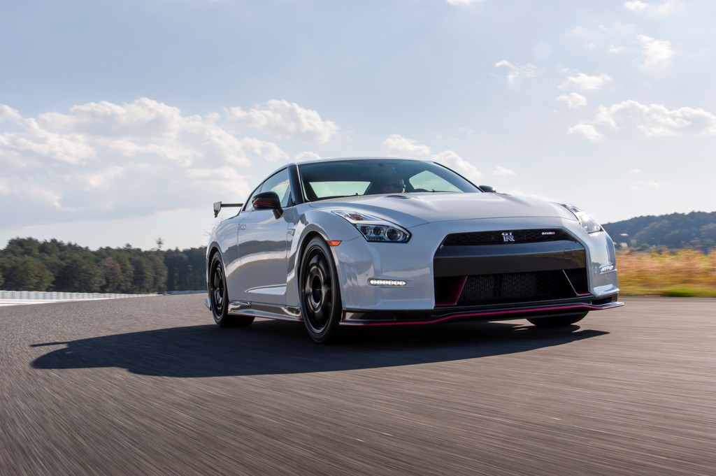 Genf 2014: Nissan lässt im September den GT-R Nismo los