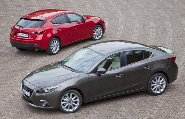 Mazda schenkt Neuwagenkäufern ein iPad Air