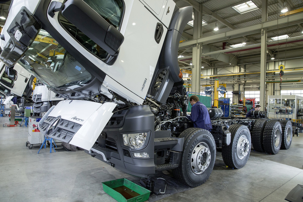 Mercedes-Benz CTT: Trucks nach Maß