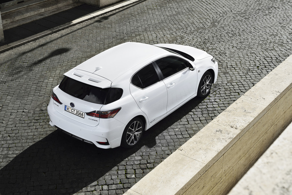 Modellpflege beim Lexus CT 200h