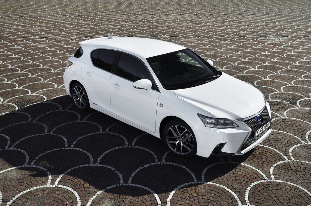 Modellpflege beim Lexus CT 200h