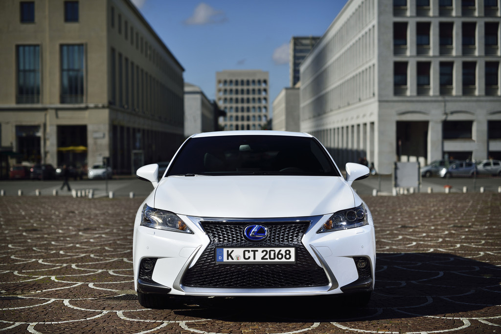 Modellpflege beim Lexus CT 200h
