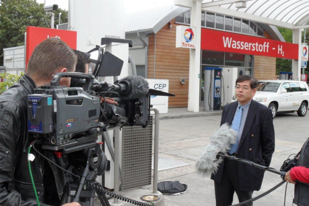 Nun will Hirose die Welt vom Wasserstoff überzeugen und der Brennstoffzelle zum Durchbruch verhelfen.