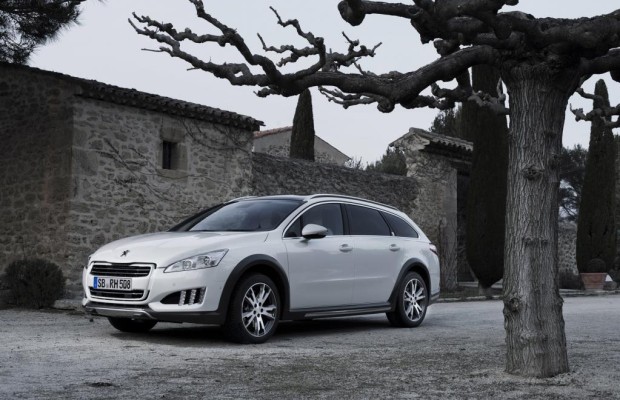 Peugeot Hybrid 508 RXH kommt im Alcantara-Kleid