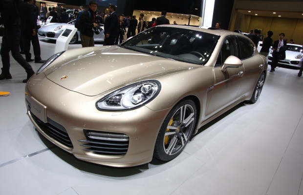 Porsche lieferte 12 225 Neuwagen aus