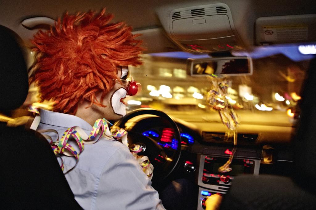 Ratgeber: Karneval und Autofahren - Für Frohsinn mit Umsicht