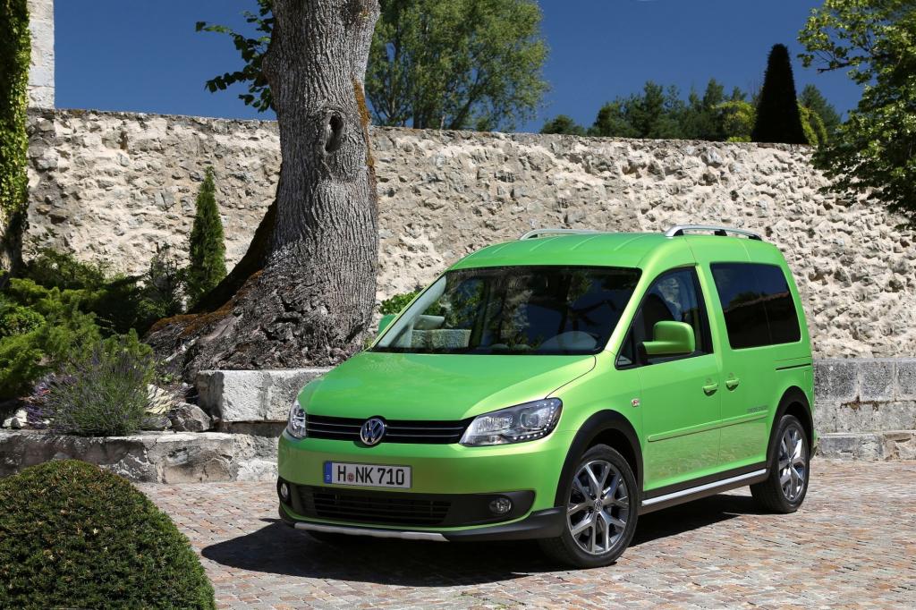 Rund 3.800 Euro Aufpreis zum vergleichbaren Caddy (Trendline-Ausstattung) ruft die Nutzfahrsparte von VW für den geschönten Nützling auf