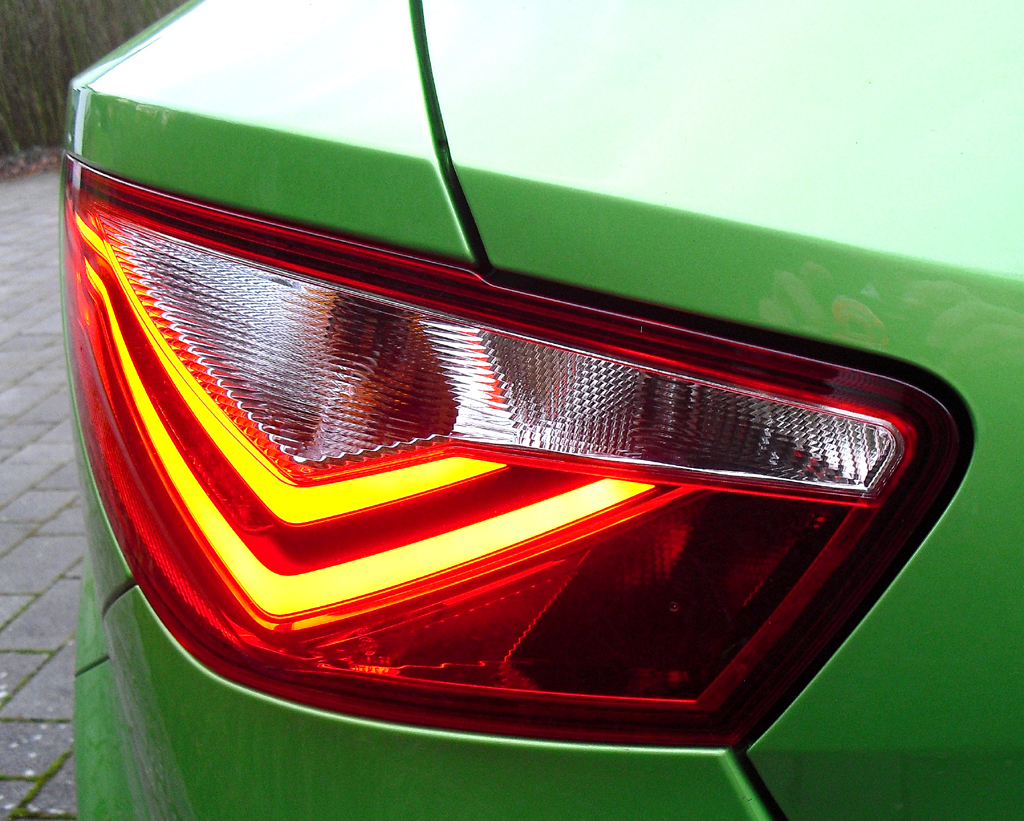 Seat Ibiza SC: Moderne LED-Leuchteinheit hinten. 