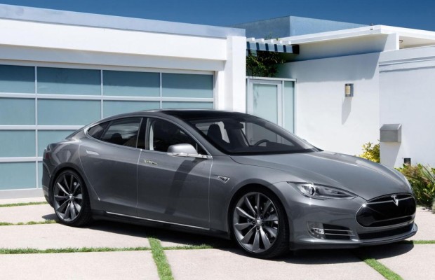 Smartphone für die Straße - Apple erwägt wohl Kauf von Tesla Motors