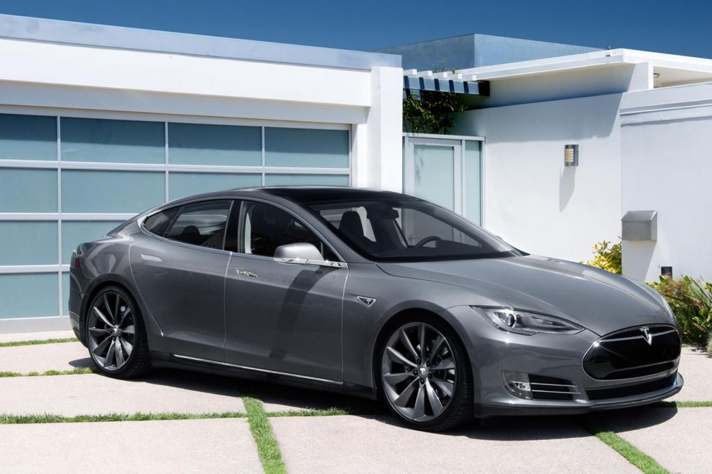 Smartphone für die Straße - Apple erwägt wohl Kauf von Tesla Motors