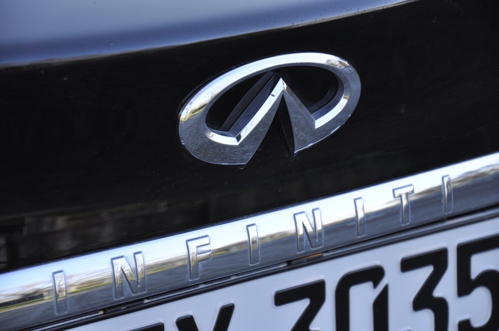 Test Infiniti QX70 – Der macht was her