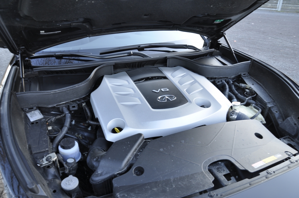 Test Infiniti QX70 – Der macht was her