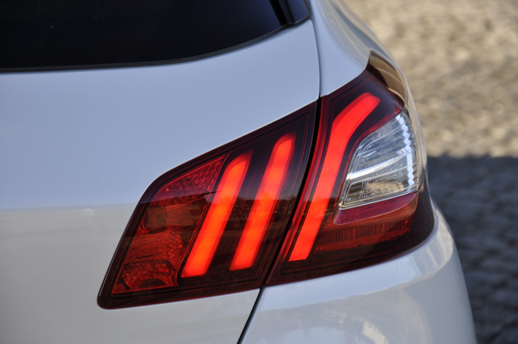 Test Peugeot 308 155 THP - Störenfried auf dem Golf-Platz