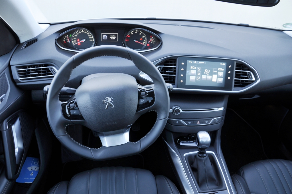Test Peugeot 308 155 THP - Störenfried auf dem Golf-Platz
