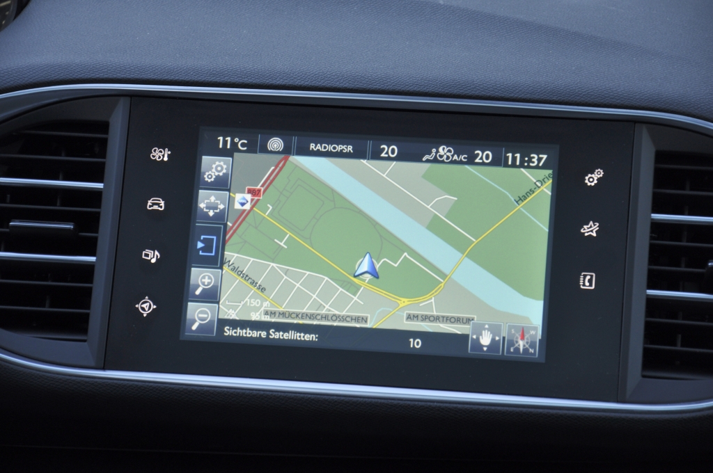 Test Peugeot 308 155 THP - Störenfried auf dem Golf-Platz