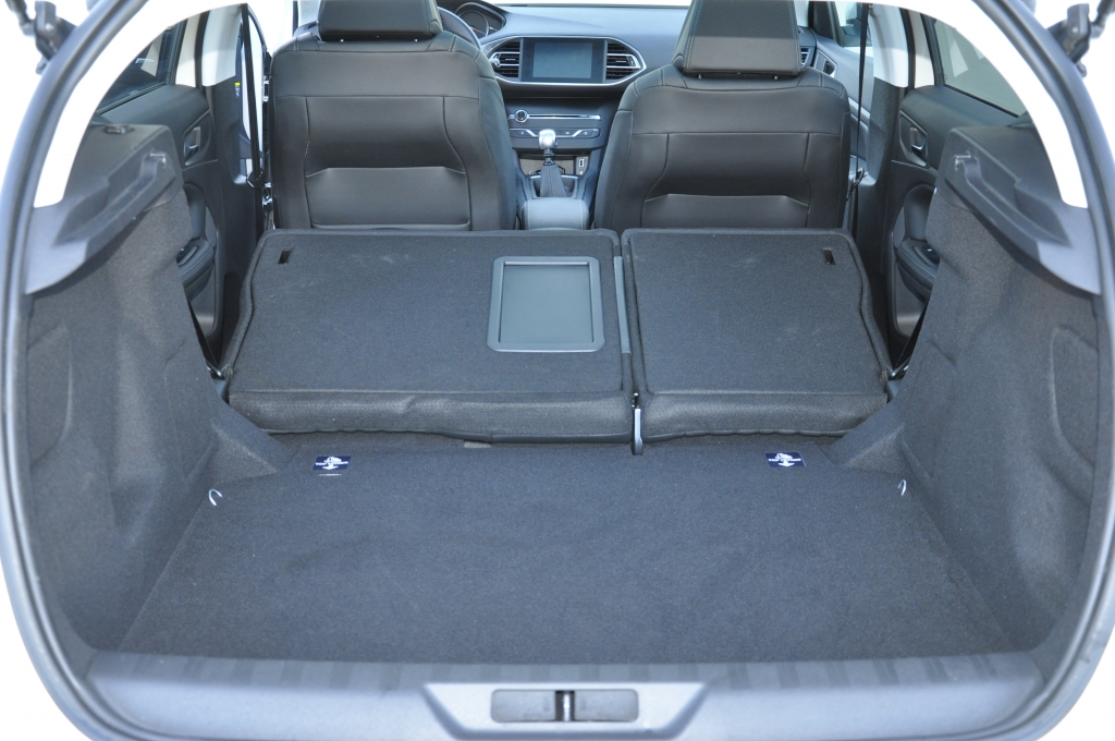 Test Peugeot 308 155 THP - Störenfried auf dem Golf-Platz
