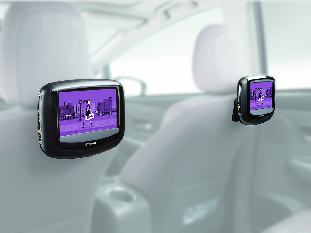 Toyota bringt Entertainment in die zweite Sitzreihe