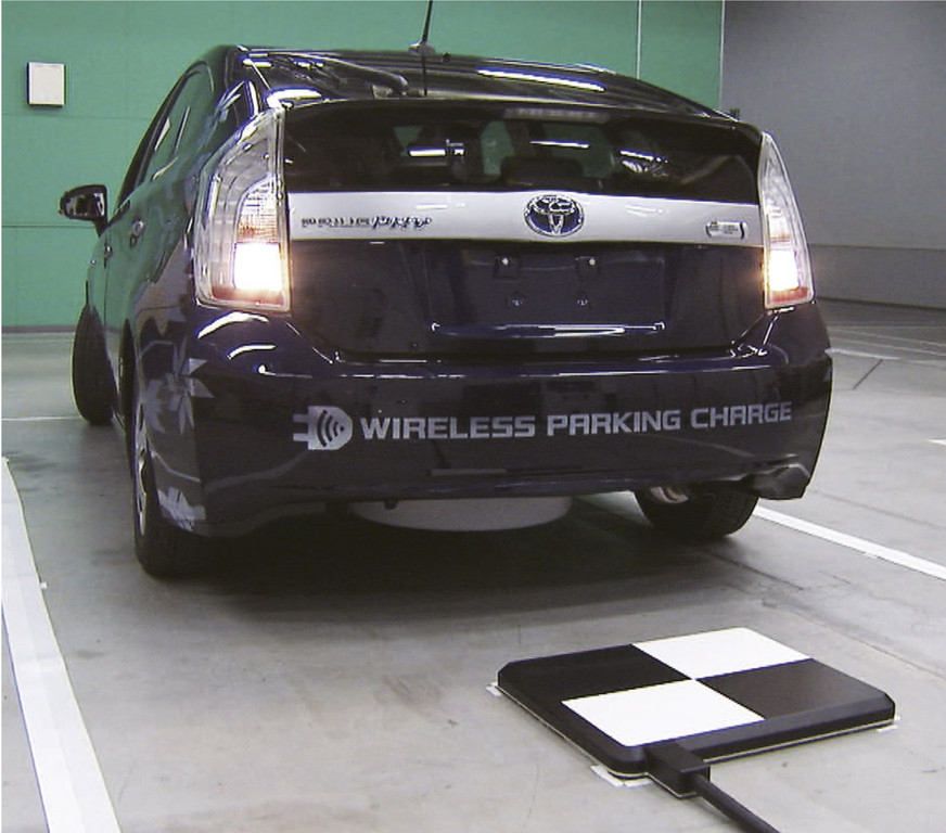 Toyota testet kabelloses Laden