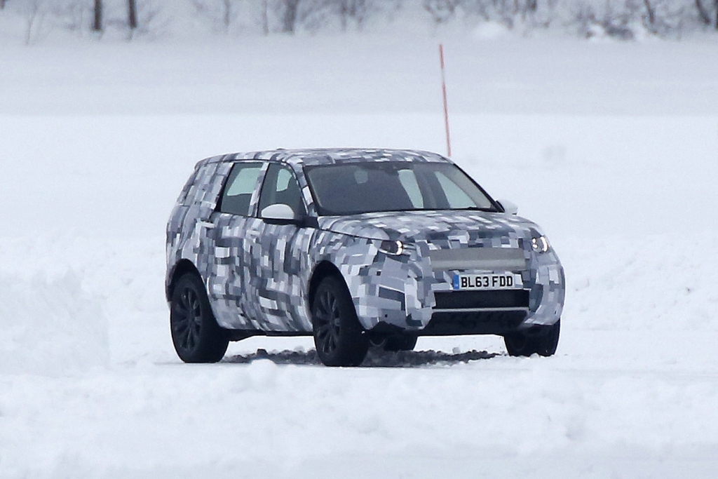 UPDATE!!! Erwischt: Erlkönig Land Rover Baby Discovery oder Freelander