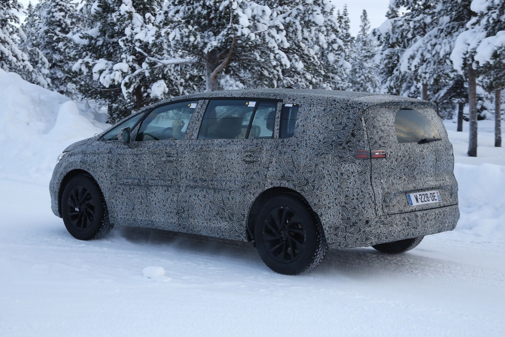 Update!!! Erwischt: Erlkönig Renault Espace – Ein Franzose entblättert sich