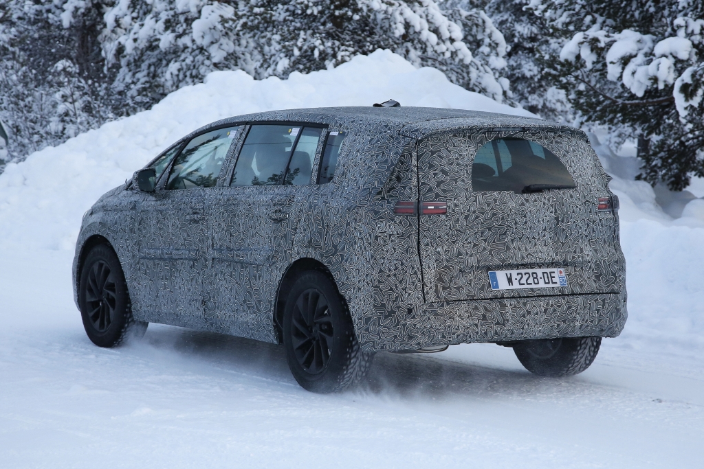 Update!!! Erwischt: Erlkönig Renault Espace – Ein Franzose entblättert sich