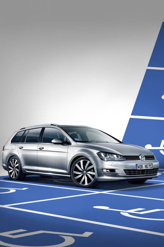VW Golf Variant mit Fahrhilfen ab Werk