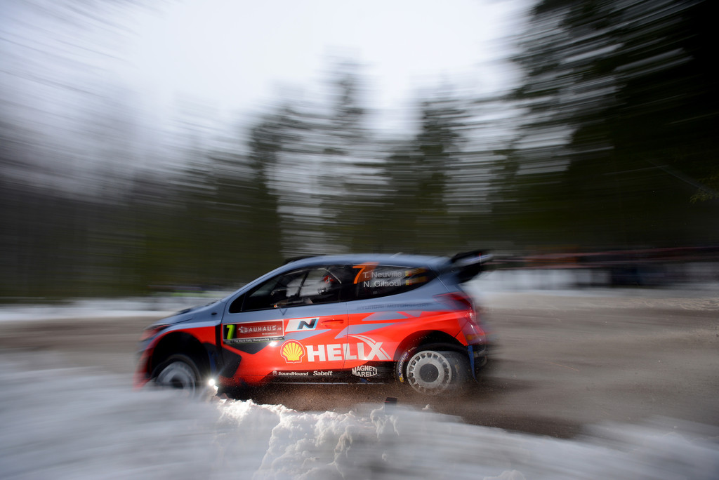 WRC: Volkswagen siegt in Schweden