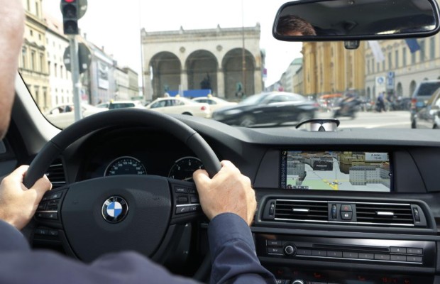 Werbung über Navis im Auto
