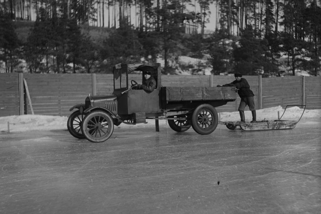 80 Jahre Winterreifen von Nokian