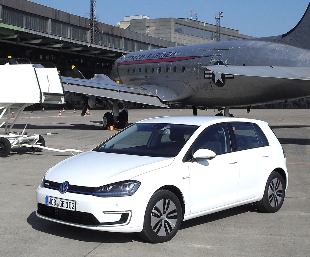 Aktuelle Produktneuheit: Der E-Golf von VW kommt im Sommer. 