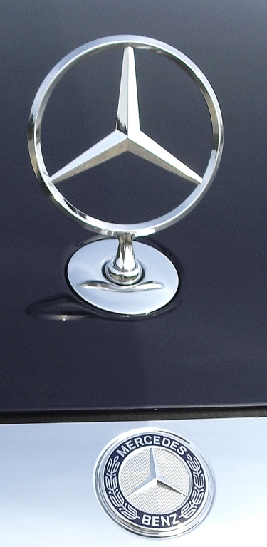 Alle Register gezogen: Mercedes- C-Klasse startet als Limousine, Kombi und Allrad folgen später